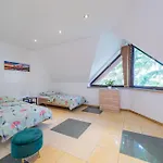 فيلة Retreat