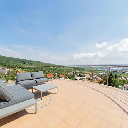 Retreat Villa