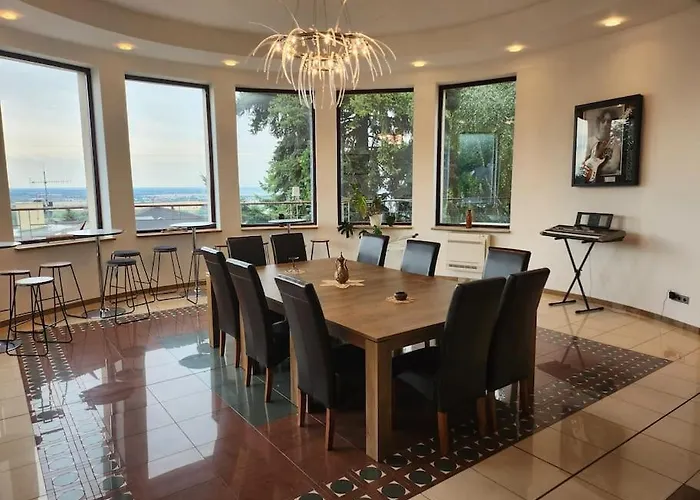 Вилла Retreat *